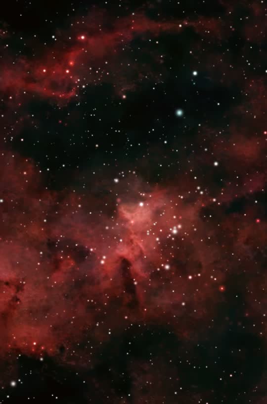 Heart Nebula: 3D flyby
