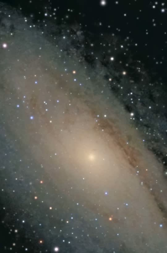 Andromeda Galaxy: 3D flyby